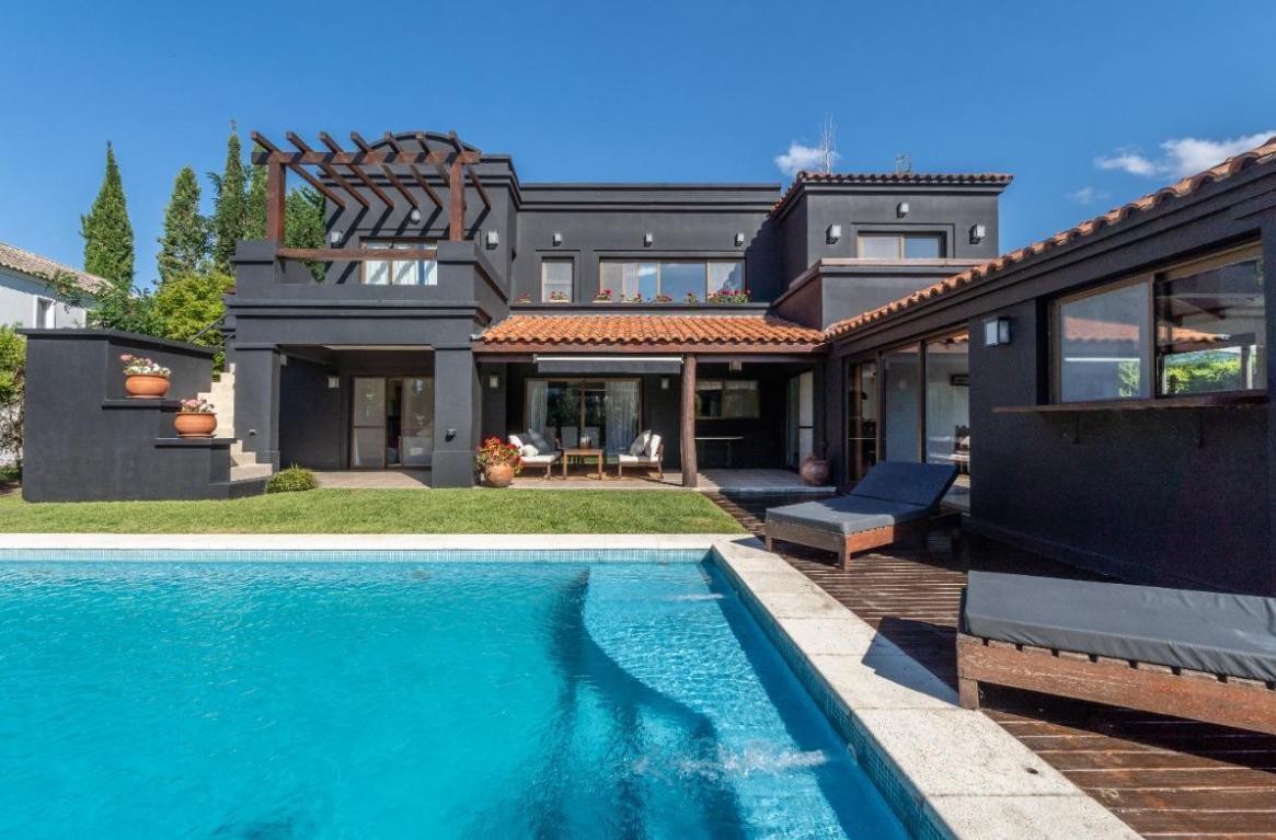 Casa EN Venta EN EL Barrio LA Alameda, Nordelta, Tigre
