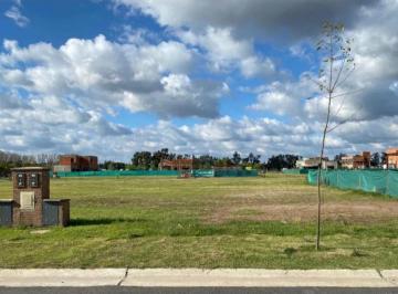 Terreno · 405m² · Lote en Venta en El Barrio Vila Marina II, Villa Nueva, Tigre