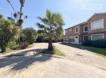 Casa · 280m² · 4 Ambientes · Casa en Alquiler en El Barrio Los Fresnos, Pilar