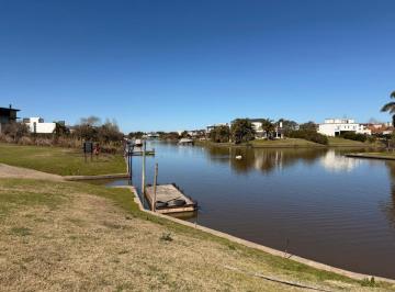 Terreno · 1000m² · 2 Cocheras · Lote Al Río en Venta en Barrio San Benito, Villa Nueva, Barrio Náutico, Tigre