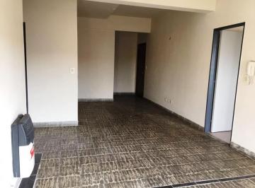 Departamento · 60m² · 4 Ambientes · Dos Dorm. / Bv. Segui 3500