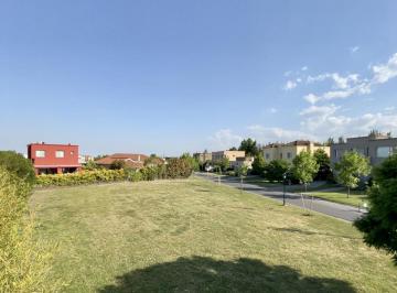 Terreno · 860m² · Lote en Venta en El Barrio San Francisco, Villa Nueva, Tigre