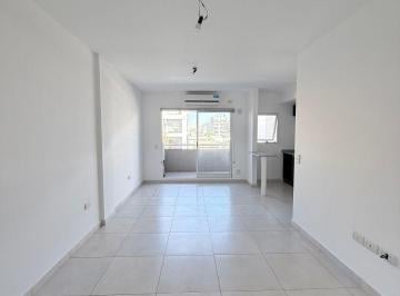 Departamento de 2 ambientes, Villa Devoto · Av Mosconi 3400/ Devoto/ Amplio 2 Ambientes Al Frente C/balcon Balcon Semiaterrazado