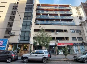 Departamento · 40m² · 1 Dormitorio · Bº Centro: Exclusivo Depto de 1 Dormitorio C/balcón Frente a La Cañada!