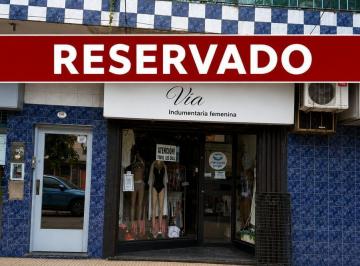 Local comercial · 28m² · Alquiler Local a m de Av Laprida