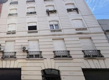 Departamento de 3 ambientes, Monserrat · Venta - Monserrat - 3 Ambientes con Dependencia - Edificio de Estilo