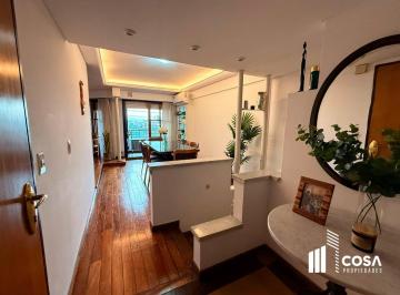 Departamento · 93m² · 4 Ambientes · Venta Departamento Dúplex 3 Dorm. con Vista Despejada Abasto Rosario