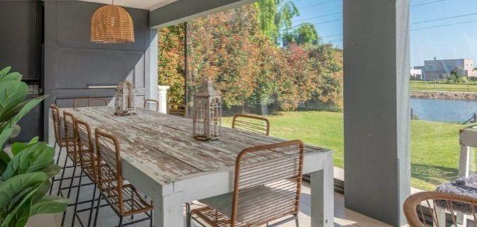 Casa · 280m² · 5 Ambientes