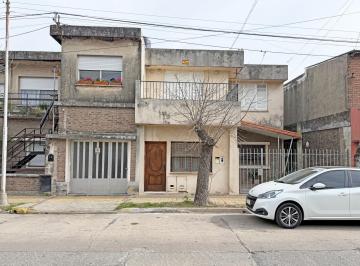 Casa · 2 Dormitorios · Casa en Alquiler