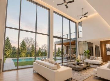 Casa · 285m² · 8 Ambientes · 4 Cocheras · Venta Casa Haras Santa Maria - Loma Verde - Escobar - Gba Norte