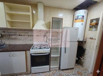 Departamento · 60m² · 3 Ambientes · Venta 3 Ambientes a La Calle en Esquina - Pleno Centro Comercial San Juan
