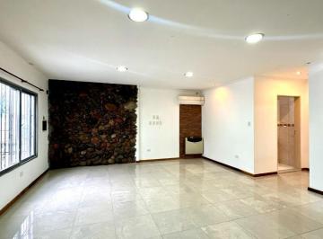 Casa · 1m² · 4 Ambientes · 3 Dorm, 2 Baños, Patio, Amplia Cocina - San Blas 326, Turdera