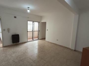 Departamento · 78m² · 3 Ambientes · Venta de 3 Ambientes Tipo Duplex en Villa Luzuriaga