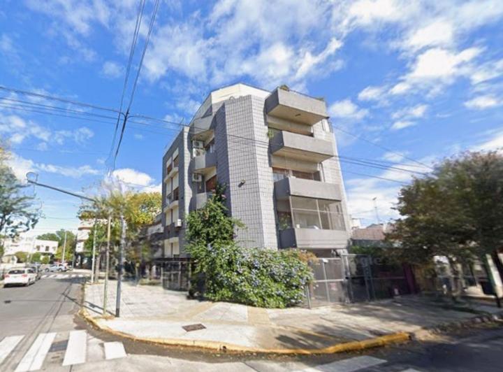 Venta Depto 5 Ambientes en Versalles C/cochera