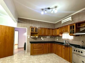 PH · 1m² · 3 Ambientes · PH 3 Dorm con Patio - Turdera, San Blas 326