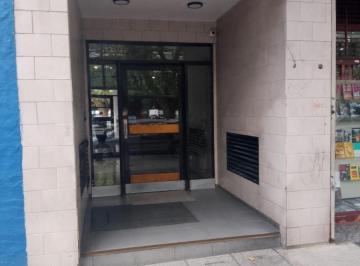 Departamento de 2 ambientes, La Matanza · Departamento de Dos Ambientes Amplios en El Centro de Ramos Mejia Norte