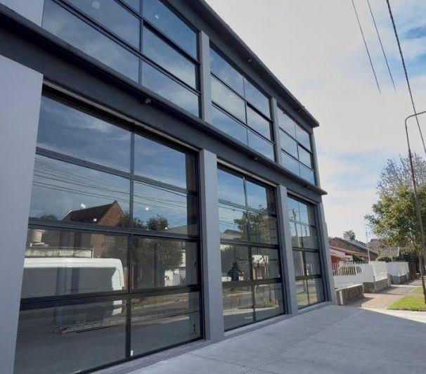 Local comercial · 250m²