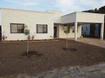 Casa de 4 ambientes, Presidente Perón · Oporturtunidad Casa a Estrenar Jardín y Piscina Horizontes Al Sur Corredor Verde Canning San Vicente