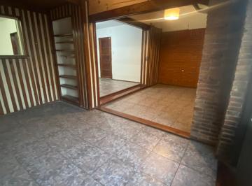 Casa de 5 ambientes, Rosario · Casa de Dos Dorm.