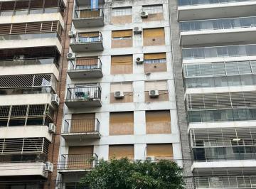 Departamento de 2 ambientes, Flores · Departamento de 2 Ambientes Muy Bien Ubicado.