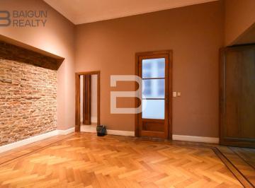 Departamento · 90m² · 3 Ambientes · 1 Cochera · Venta Departamento 3 Ambientes con Patio en San Nicolás