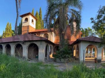 Quinta vacacional · 600m² · 10 Ambientes · Real Oportunidad. Casa Quinta - a m de Circunvalación y Autopista Santa Fe