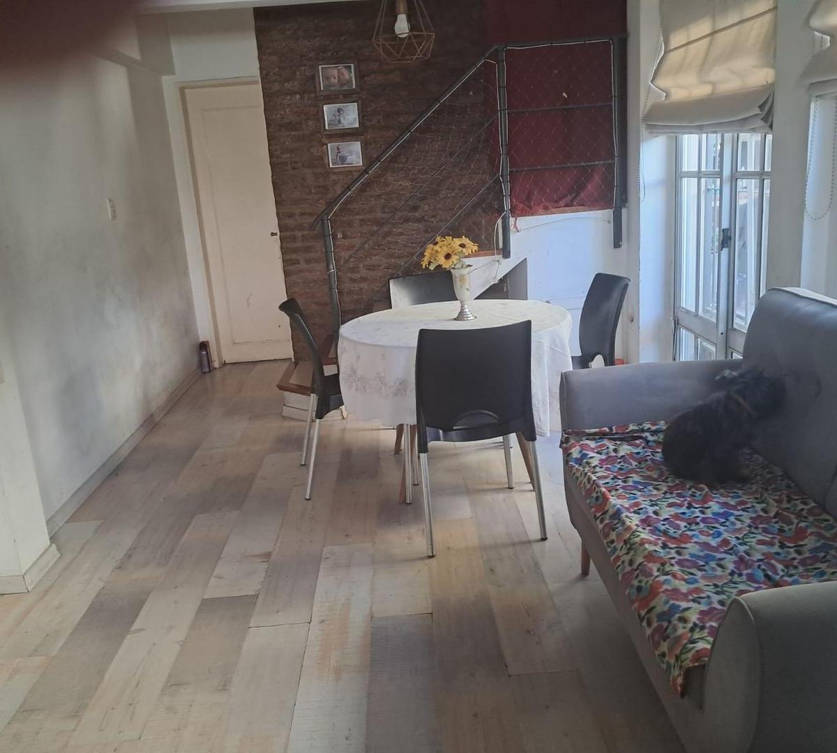 Julian Portela 600, Villa Sarmiento, Morón