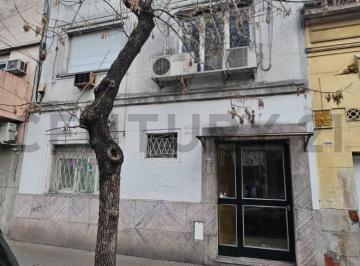 PH · 37m² · 2 Ambientes · PH 2 Ambientes con Parrilla en Balvanera – Ubicación Estratégica en Caba