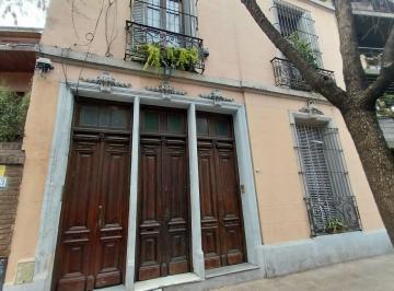PH de 6 ambientes, Almagro · PH de 6 Ambientes C/ Patio C/entrada Independiente Al Frente