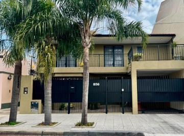 Casa · 300m² · 5 Ambientes · 2 Cocheras · Casa en Venta San Isidro