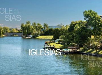 Terreno · 726m² · Terreno en Venta Al Agua en Casuarinas, Nordelta