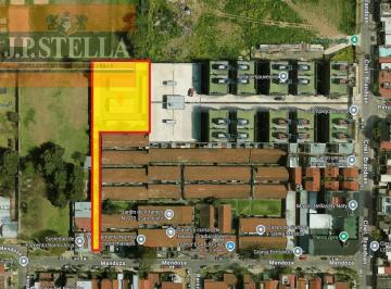 Terreno · 210m² · 63 Cocheras · Lote 1800 m² Interno C/210 m² Edificados (Dpto U Oficina) 63 Cocheras Semi Cubiertas - San Justo