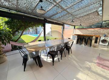 Casa · 195m² · 5 Ambientes · 2 Cocheras · Se Vende Casa, Cuatro Amb, Cochera Doble, Piscina (Monte Grande)