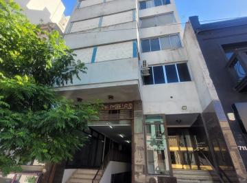 Departamento · 87m² · 4 Ambientes · Departamento 3 Dorm., 2 Baños Completos Pleno Centro