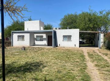 Casa · 100m² · 4 Ambientes · 1 Cochera · Hermosa Casa en Rio Ceballos