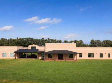 Casa · 600ha · 10 Ambientes · 6 Cocheras · Casa en Venta, 8 Dorm. en Estancia Benquerencia, Oportunidad