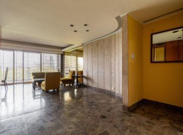 Departamento · 147m² · 5 Ambientes · Venta Depto 5 Amb en Flores Apto Credito
