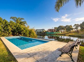 Casa · 260m² · 7 Ambientes · 1 Cochera · Venta Casa 7 Amb Lagos del Norte a La Laguna