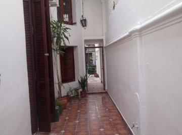 PH de 5 ambientes, Rosario · Casa Interna Única de Pasillo