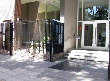 Departamento · 43m² · 2 Ambientes · Departamento de Dos Ambientes con Balcón en Torre, Pileta y Jardín Perimetral.