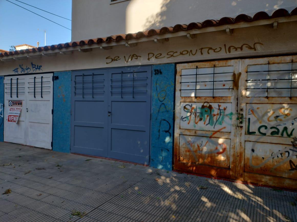 Bobsin e/ Boulevard F.i.n.c.a y Aviador Newbery,  Ciudad Jardín Lomas del Palomar, Tres de Febrero