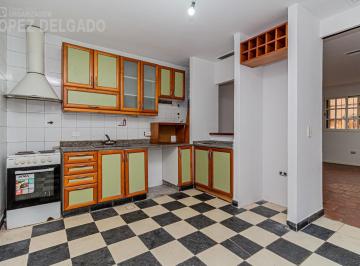 Casa · 102m² · 4 Ambientes · 1 Cochera · Casa de 4 Amb con Patio, Terraza y Cochera en Villa Santa Rita