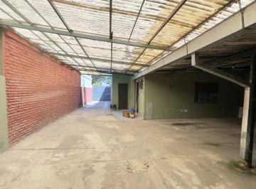 Bodega-Galpón · 70m² · Venta Galpon Burzaco + 2 Locales Al Frente