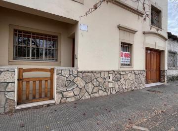 Casa · 270m² · 7 Ambientes · 1 Cochera · Casa en Bahia Blanca