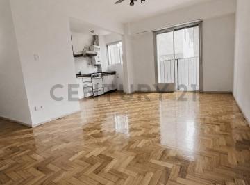 Departamento · 3 Ambientes · Alquiler Colegiales 3 Ambientes Luminoso