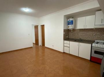 Departamento de 2 ambientes, La Matanza · Departamento Dos Ambientes con Cochera en Alquiler en Villa Luzuriaga