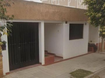 Casa · 155m² · 7 Ambientes · 2 Cocheras · Venta Casa 4 Dorm Alta Cordoba