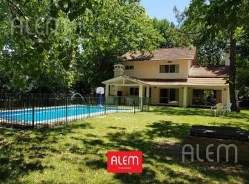 Casa · 200m² · 6 Ambientes · 2 Cocheras · Casa en Venta en Canning, Saint Thomas Norte
