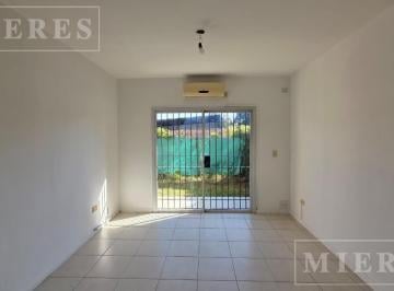 Departamento · 70m² · 3 Ambientes · 1 Cochera · Departamento de Tres Ambientes en Venta en Pierdas Blancas, Pilar