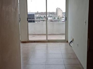 Departamento de 2 ambientes, Pompeya · Departamento 2 Ambientes Al Frente con Terraza Balcon